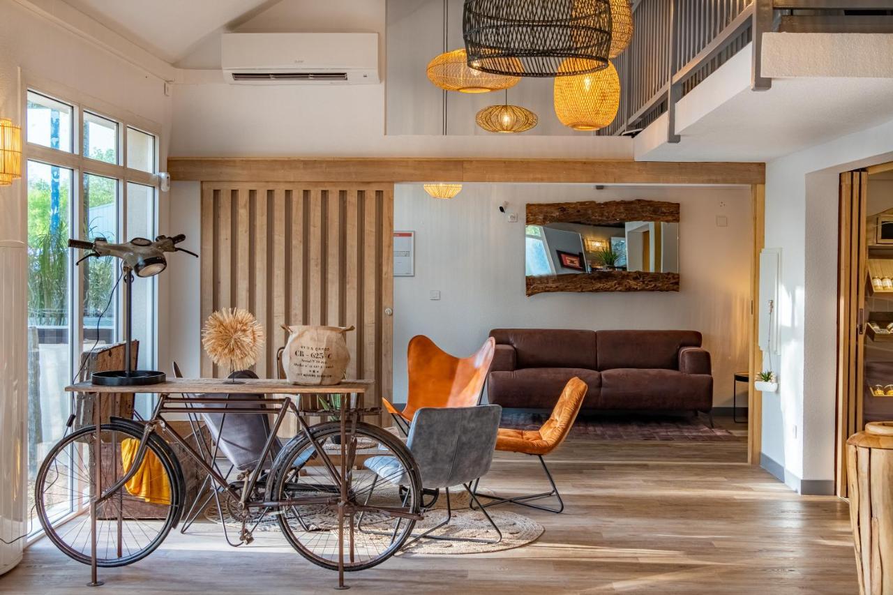 Hotel The Originals City, Angers Sud, Le Village 49 Les Ponts-de-Cé